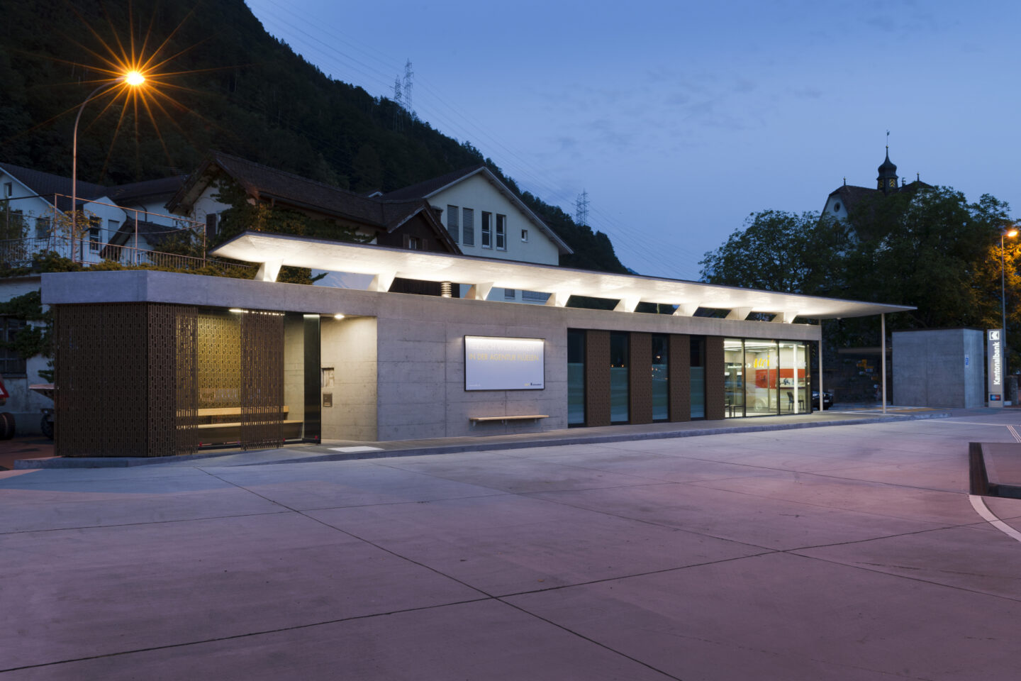  Urner Kantonalbank Flüelen