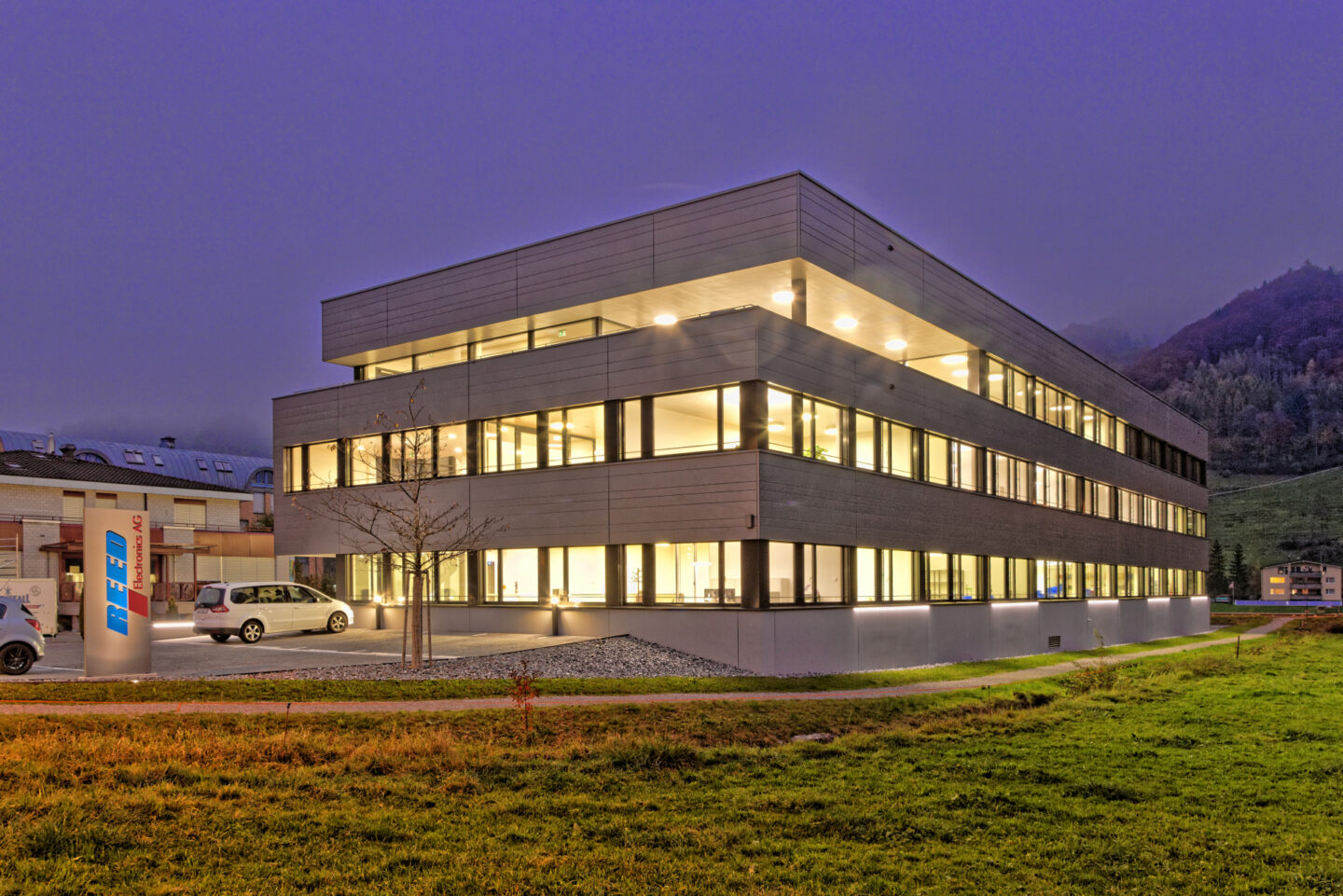  Bürogebäude Reed Electronics AG Schachen