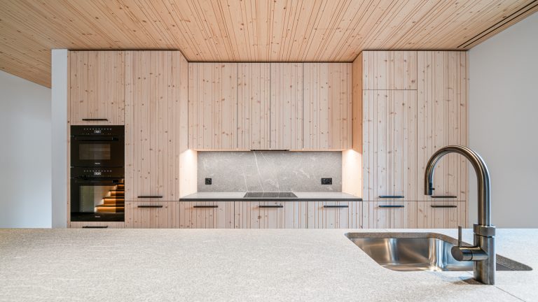 165 Neubau Wohnhaus Vera Andermatt 045